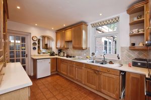 Photo 6- click for photo gallery